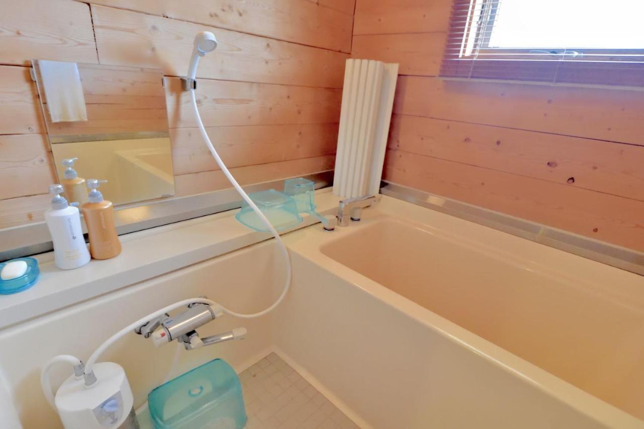 Carrefour Guesthouse カルフール ゲストハウス Toyama Station Екстериор снимка